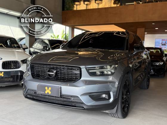 VOLVO XC40 2.0 T5 GASOLINA R-DESIGN AWD GEARTRONIC VOLVO XC40 2.0 T5 GASOLINA R-DESIGN AWD GEARTRONIC